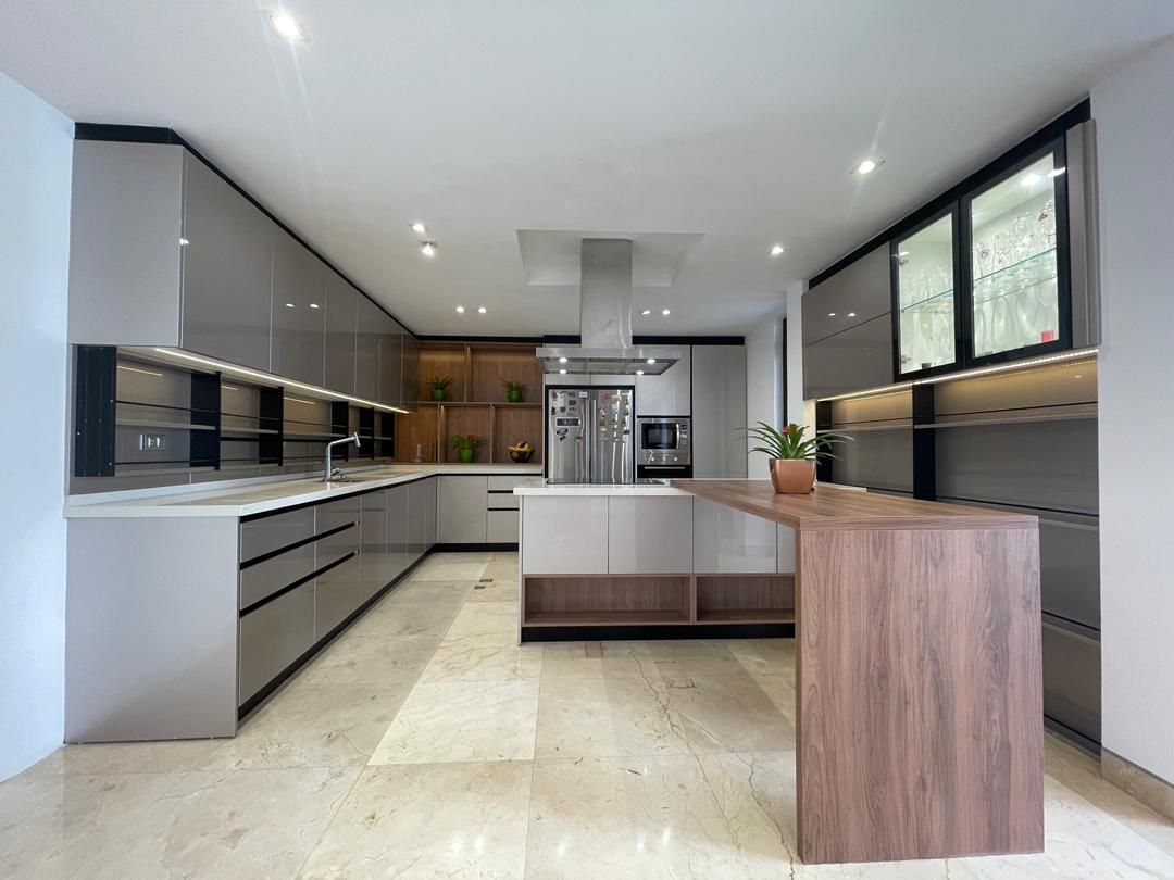 Luxury House in Urb La Villa-Valencia